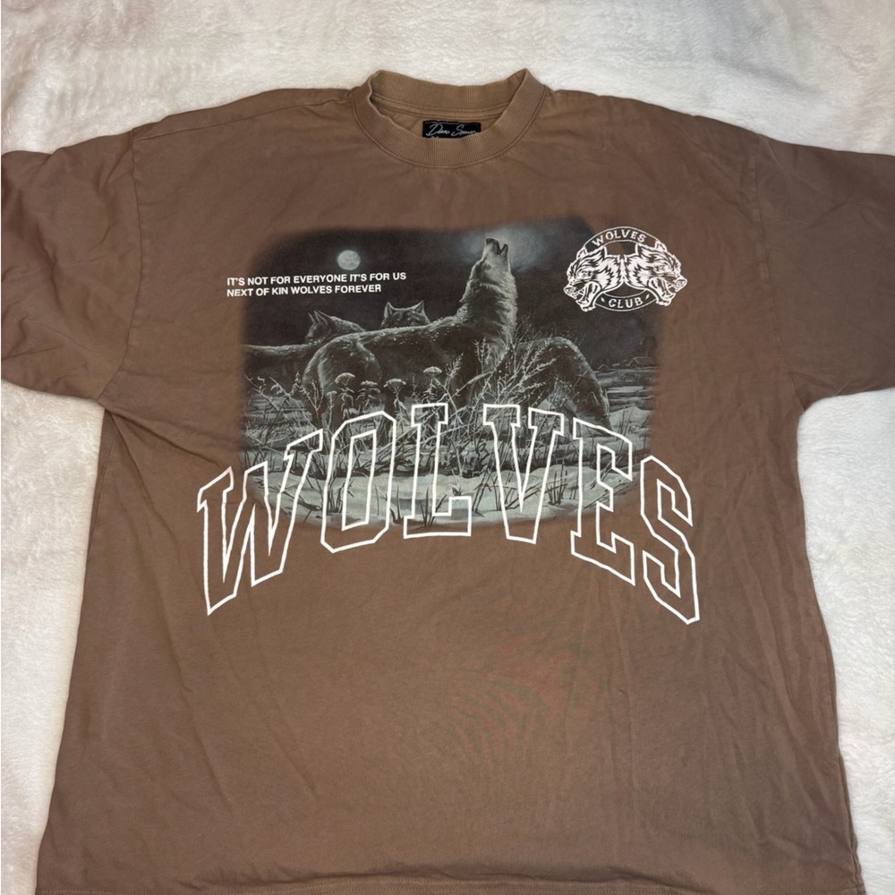 Brown Wolves Graphic Men's Shirt